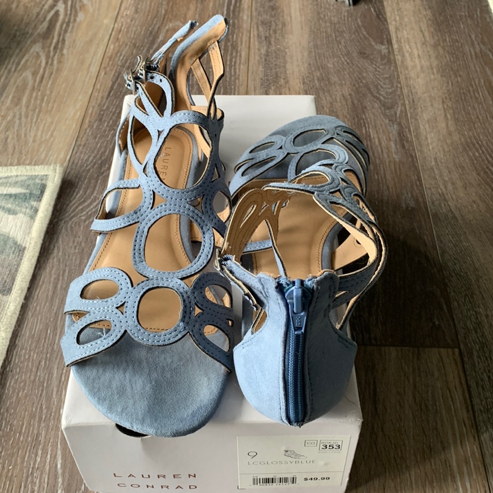 LC Lauren Conrad sandals